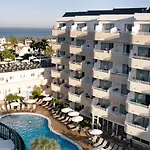 Coral California - Adults Only Daire
